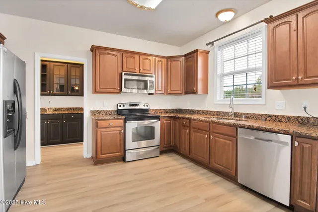 $2,350 | 817 Willbrook Circle, Sneads Ferry, NC 28460