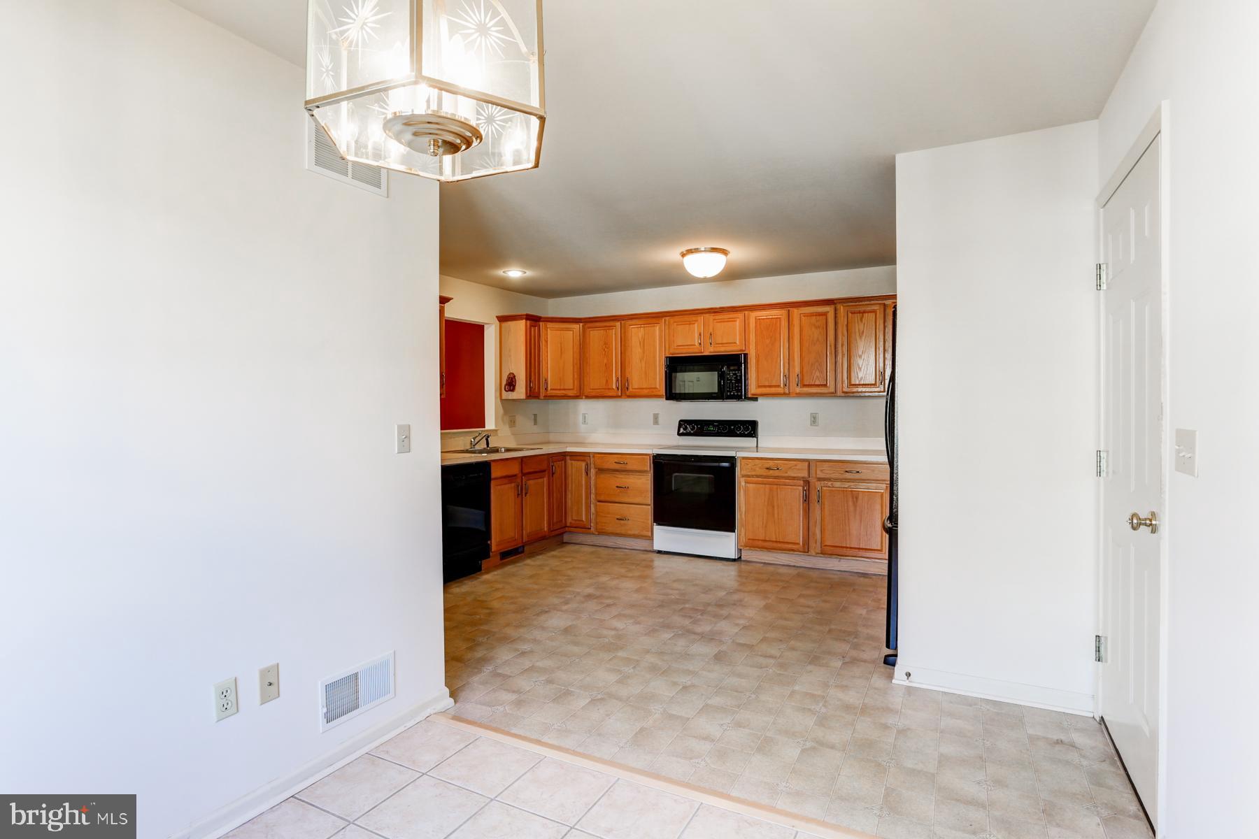 330 White Chapel Road Lancaster, PA 17603 - Photo 14 of 49 Gallery Image 14