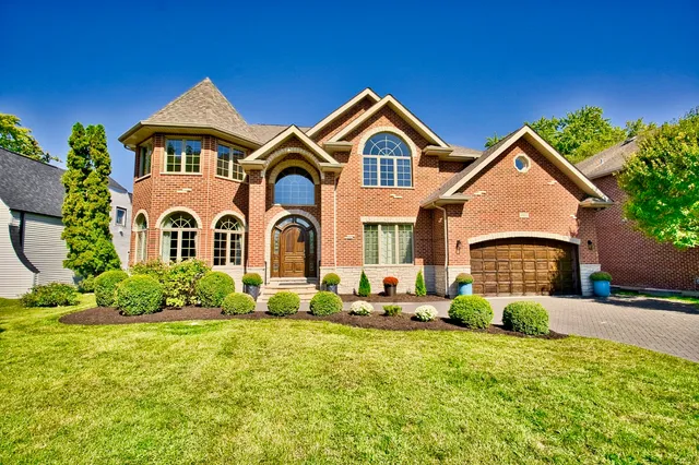 $1,135,000 | 6920 West Jarvis Avenue, Niles, IL 60714