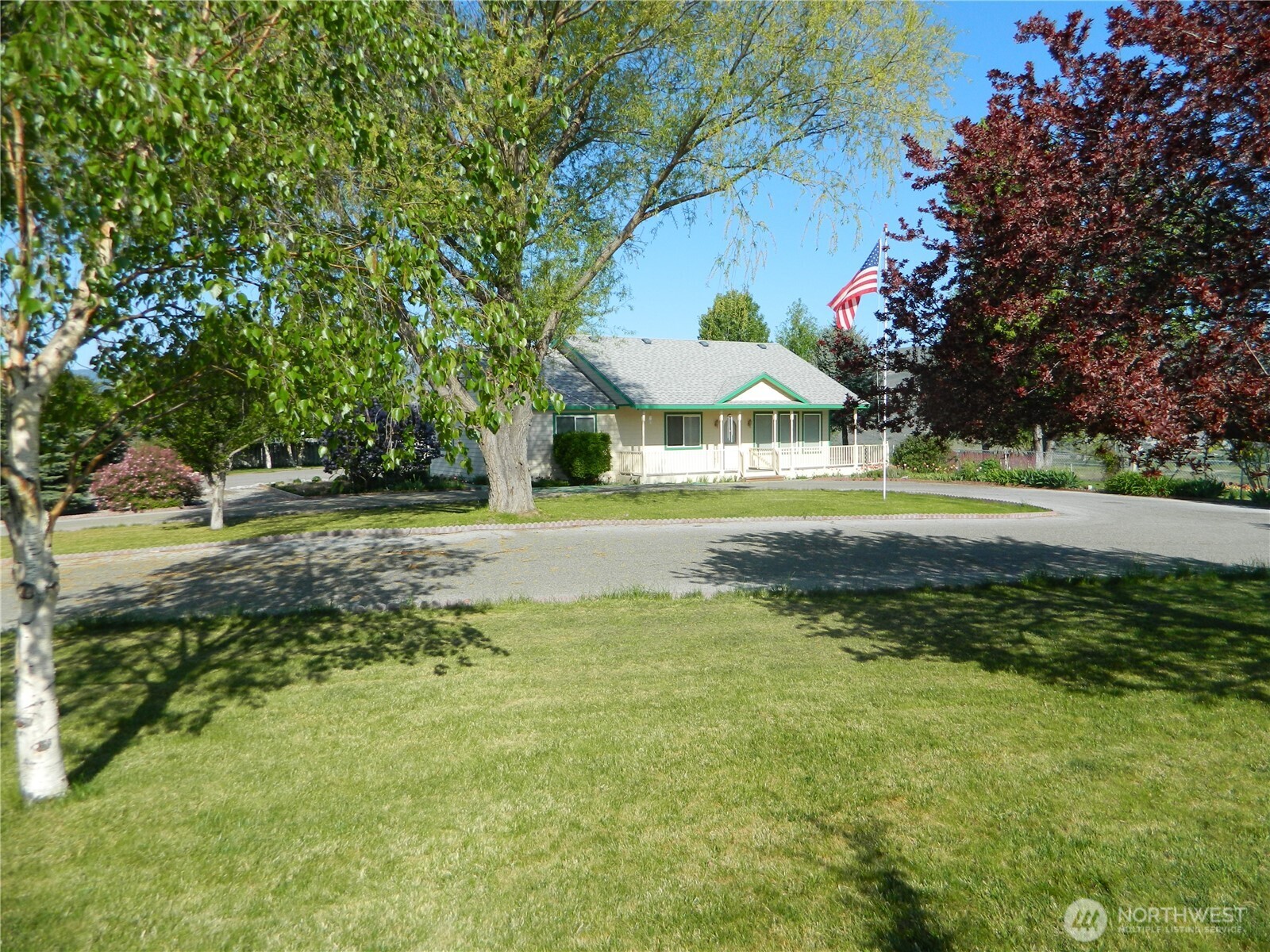 23 Valley View Drive Tonasket, WA 98855 - Photo 5 of 26