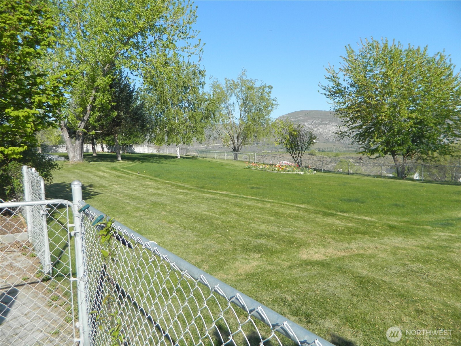 23 Valley View Drive Tonasket, WA 98855 - Photo 6 of 26