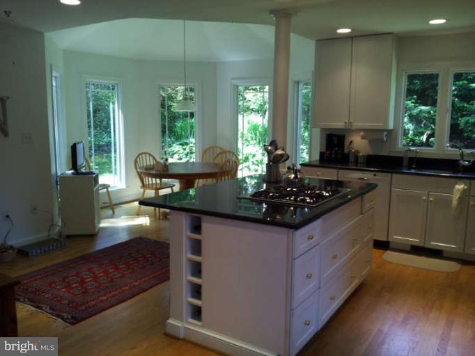 5902 Harwick Road Bethesda, MD 20816 - Photo 1 of 15 Kitchen
