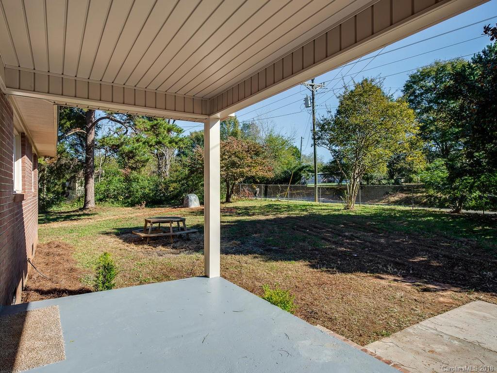 1735 Old Friendship Road Rock Hill, SC 29730 - Photo 2 of 22 Gallery Image 2