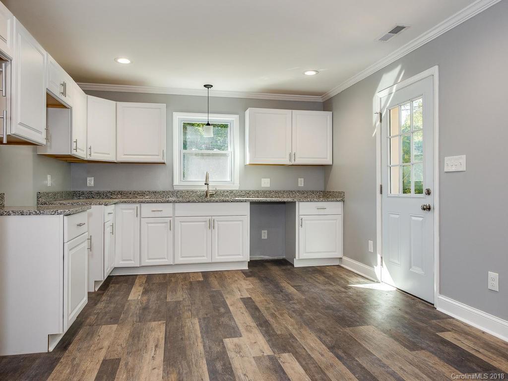 1735 Old Friendship Road Rock Hill, SC 29730 - Photo 6 of 22 Gallery Image 6