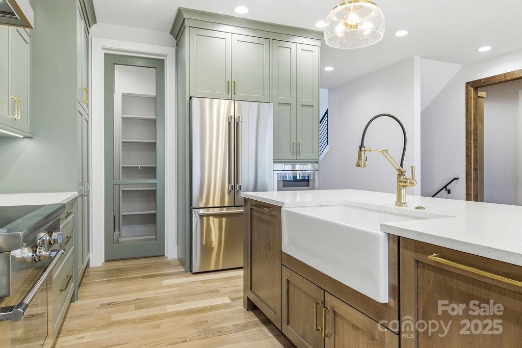 202 Westridge Farm Road, Unit 4 Asheville, NC 28804 - Photo 10 of 39