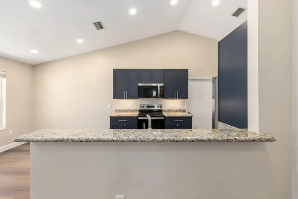 $2,075 | 6523 Northwest 109th Place, Unit A, Alachua, FL 32615