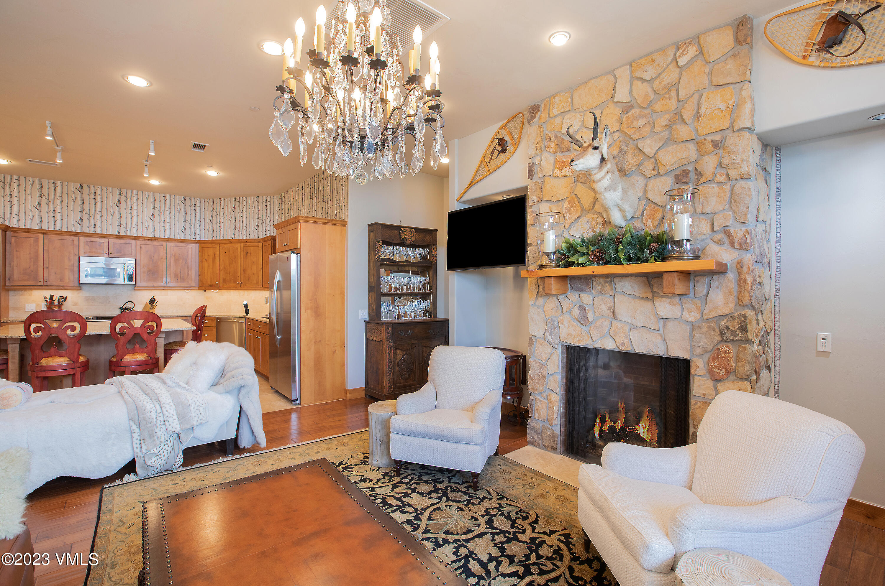 295 Main Street, Unit R304 Edwards, CO 81632 - Photo 1 of 16 0E7A0066