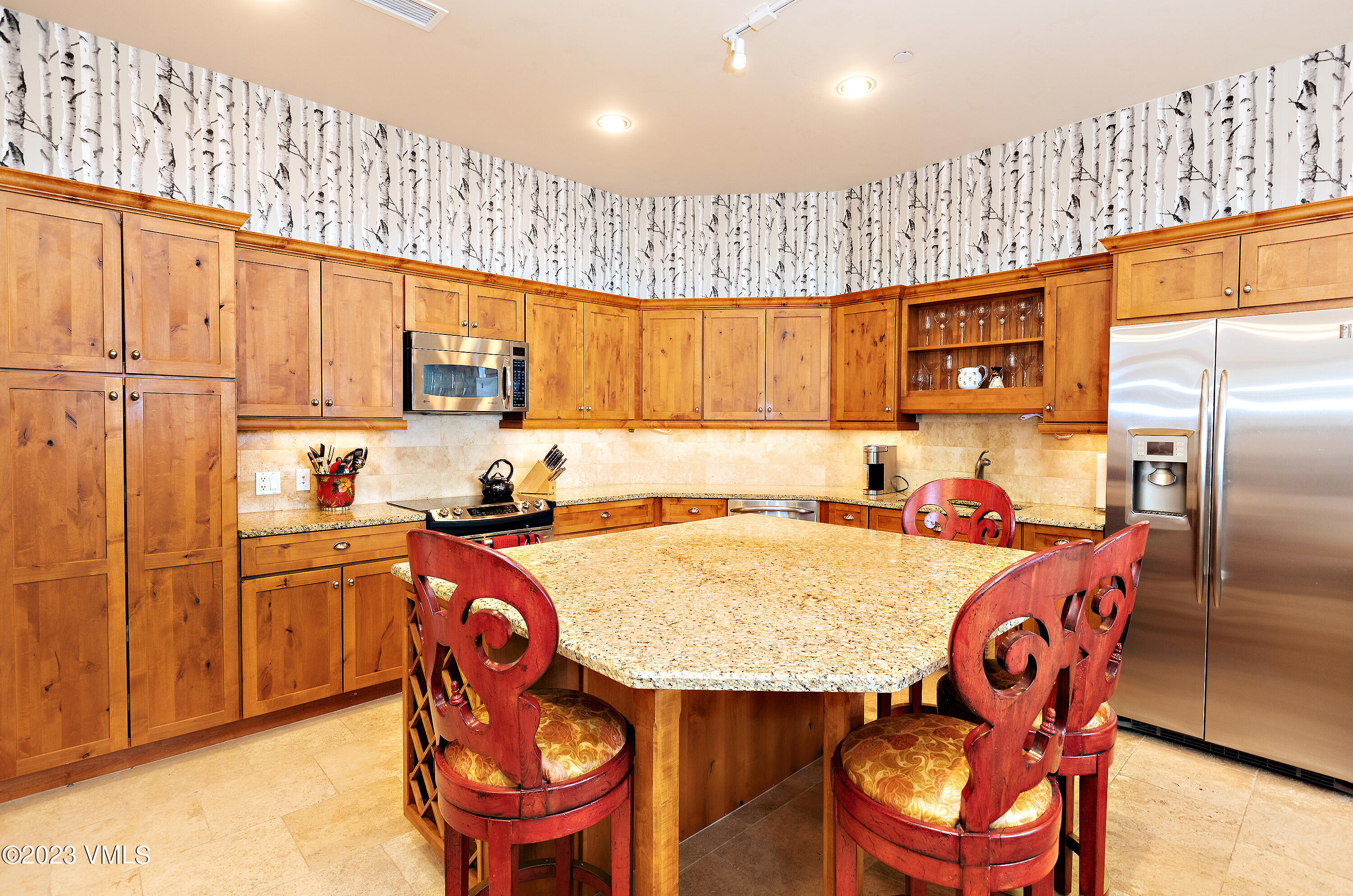 295 Main Street, Unit R304 Edwards, CO 81632 - Photo 5 of 16 0E7A0021