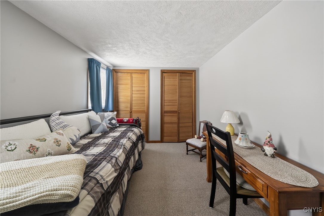 507 County Rte 12 Schroeppel, NY 13132 - Photo 22 of 50 Bedroom #1 with double closets!