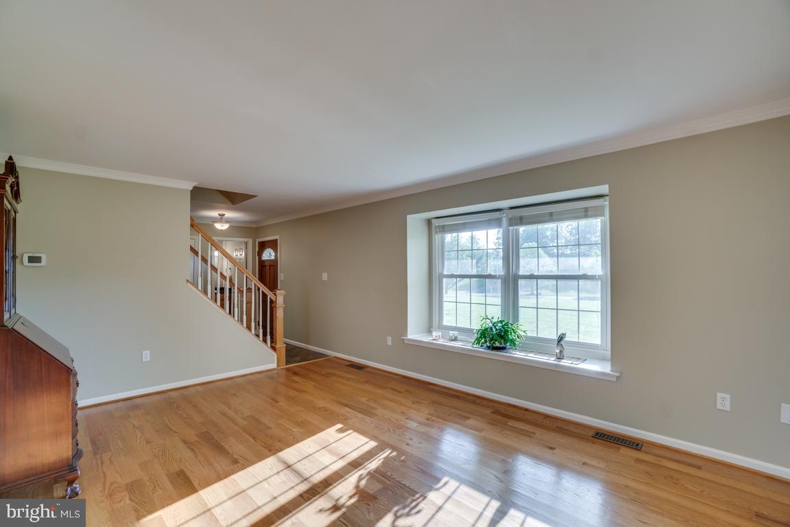 4211 High Ridge Road Haymarket, VA 20169 - Photo 19 of 50 Bay window