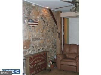2920 St Peters Road Pottstown, PA 19465 - Photo 8 of 11 Family Room
