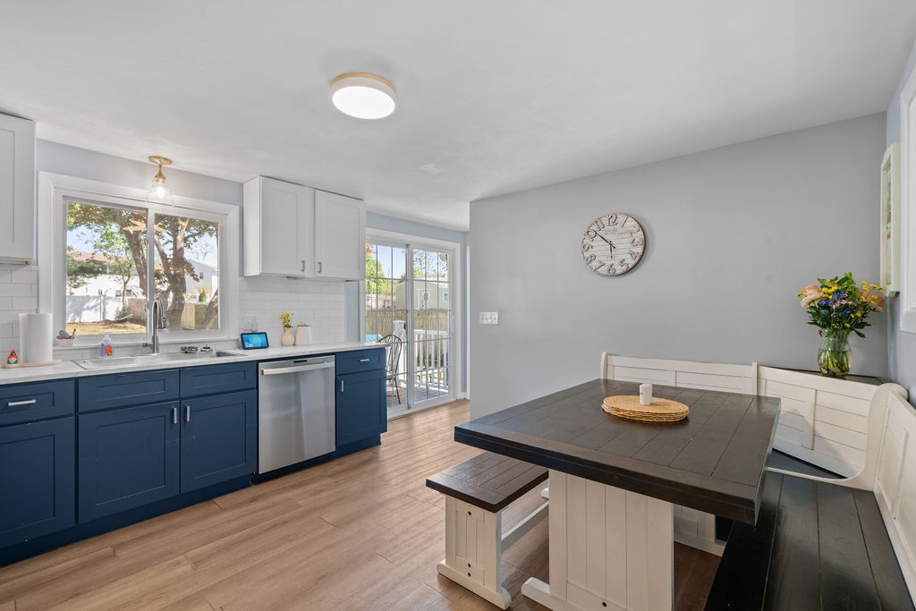 188 Fair Street Warwick, RI 02888 - Photo 16 of 33