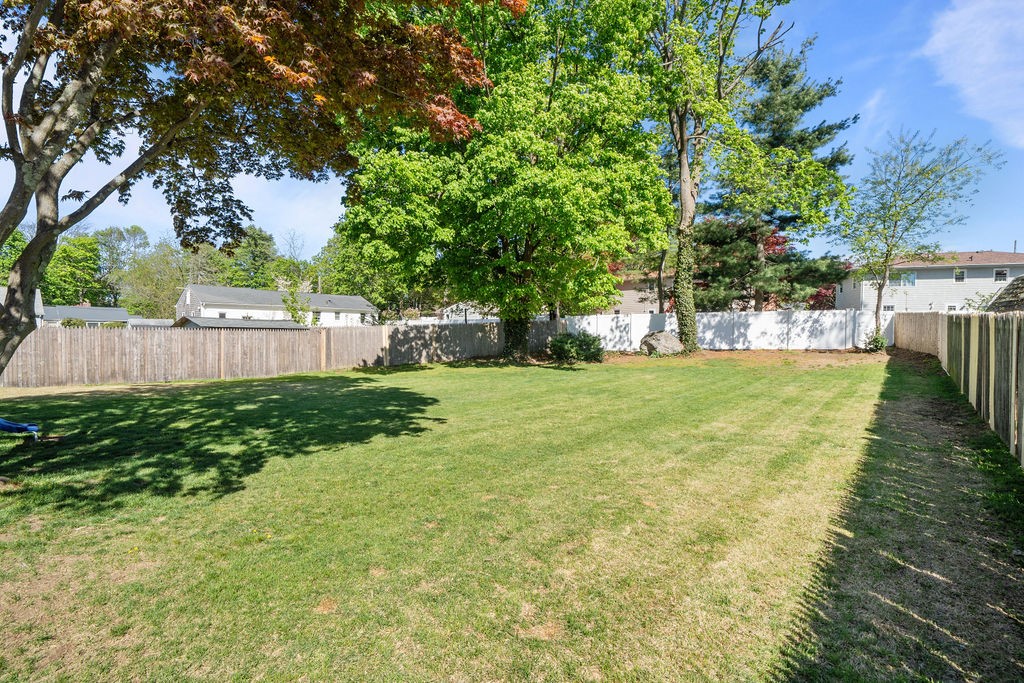 188 Fair Street Warwick, RI 02888 - Photo 8 of 33