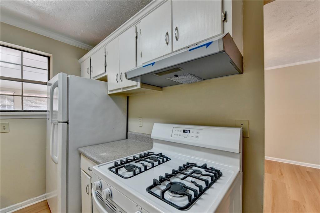 2484 Rhoanoke Drive Duluth, GA 30096 - Photo 12 of 43