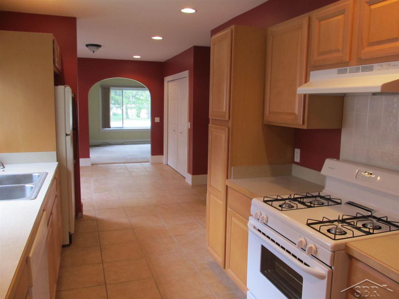 1690 Hemmeter Road Saginaw, MI 48638 - Photo 4 of 20 Gallery Image 4
