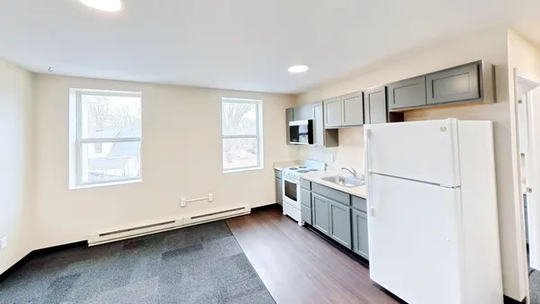 $1,495 | 3554 East Washington Avenue, Unit 204, Madison, WI 53704