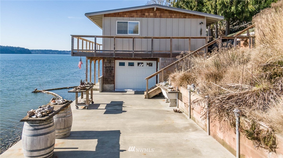 12607 Southwest Bachelor Road Vashon, WA 98070 - Photo 28 of 36 Gallery Image 28