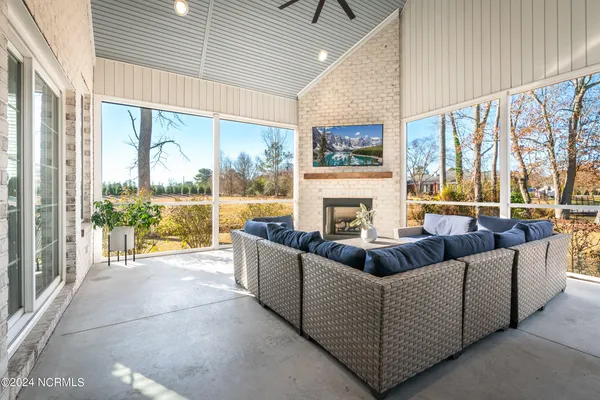 $795,000 | 2841 Landing Circle, Greenville, NC 27858