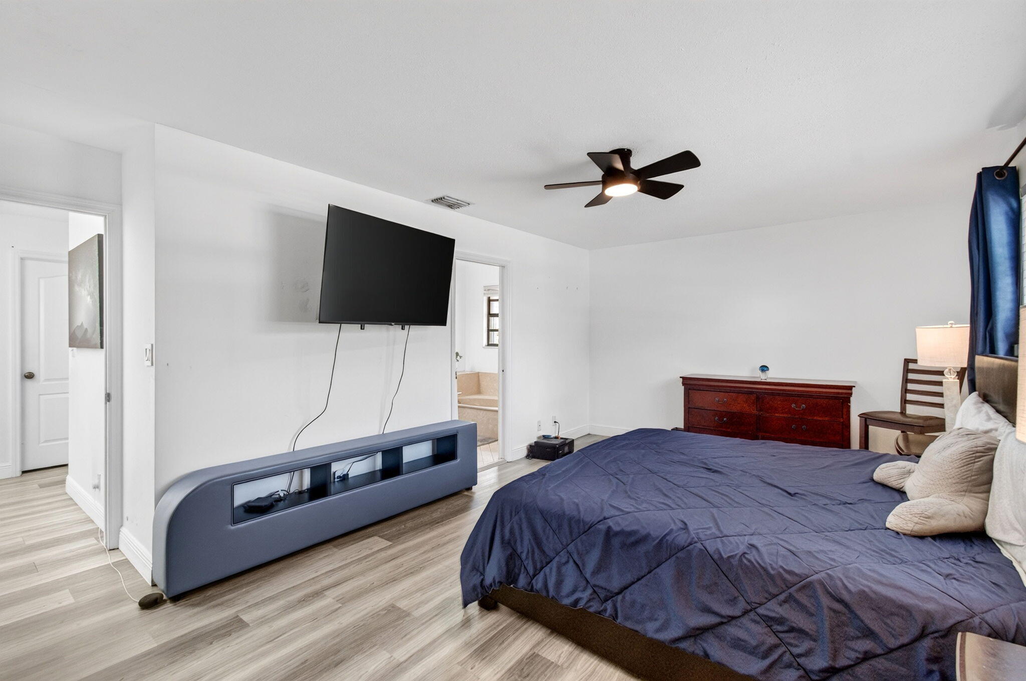 8718 Vía Reale Boca Raton, FL 33496 - Photo 37 of 71 66-web-or-mls-DSC_1617