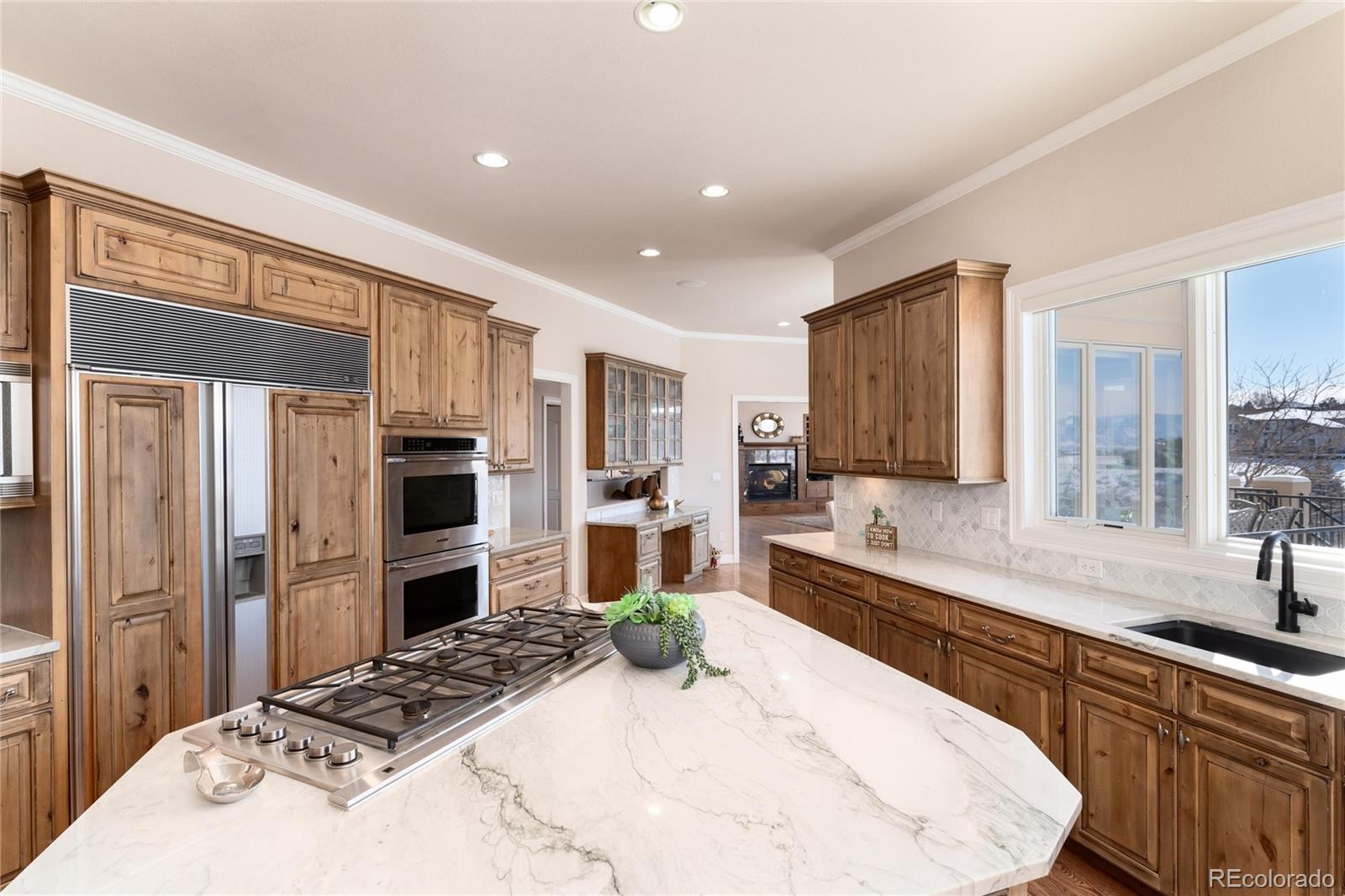 774 East Chamberlain Way Highlands Ranch, CO 80126 - Photo 12 of 50 Gallery Image 12