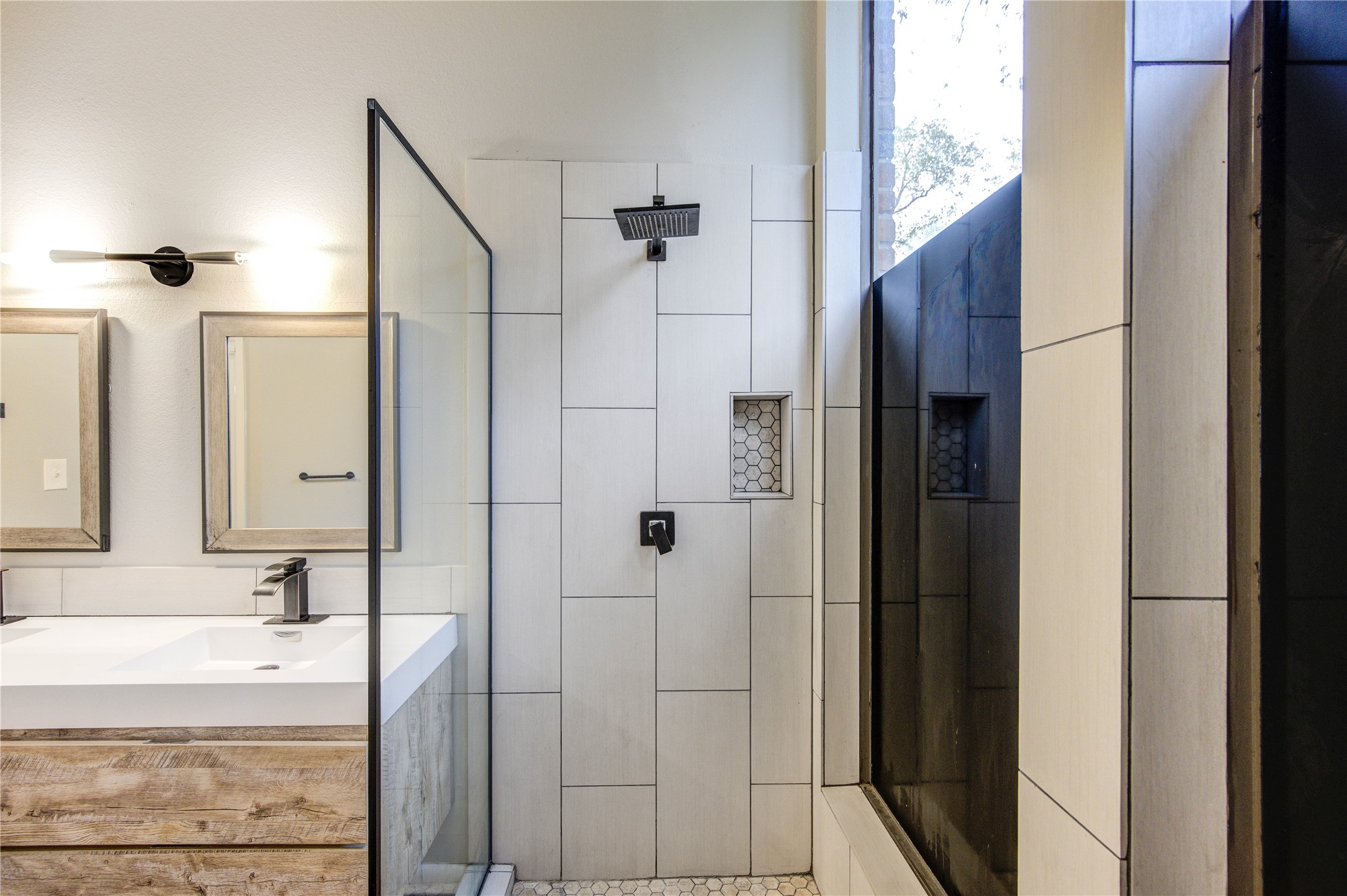 530 Enchanted Lane Spring, TX 77388 - Photo 22 of 26 a bathroom with a shower and a sink