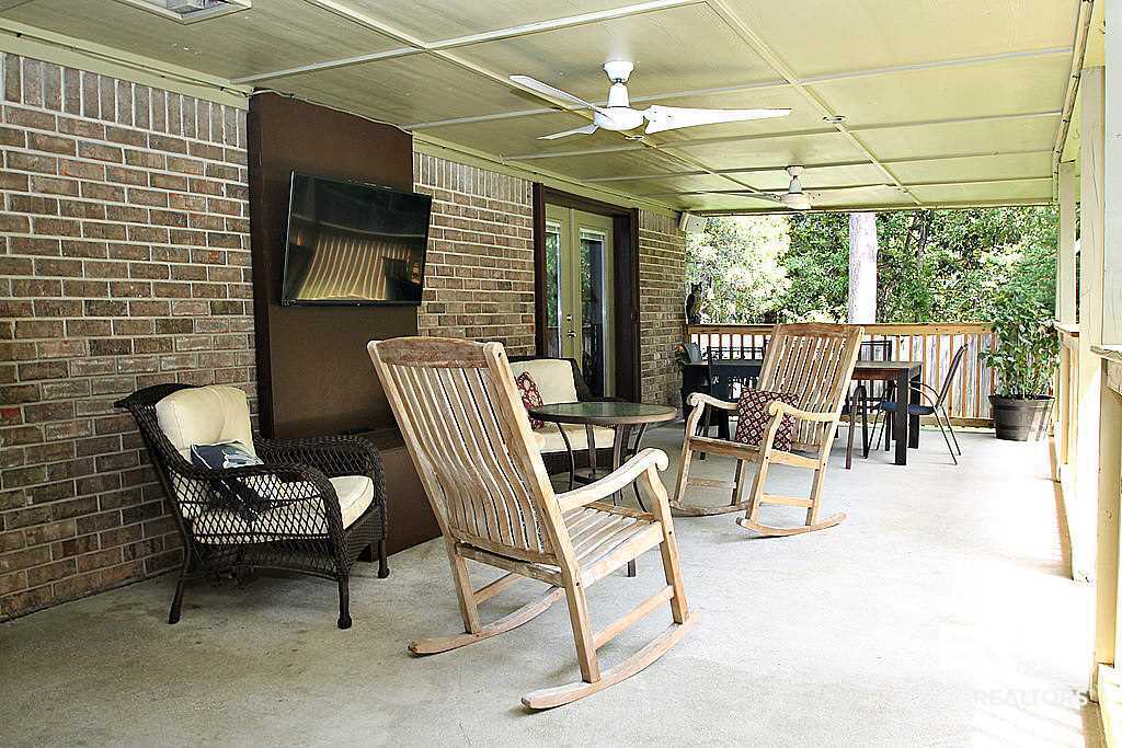 106 Winnetk Circle Daphne, AL 36526 - Photo 28 of 39 Awesome Back Porch!