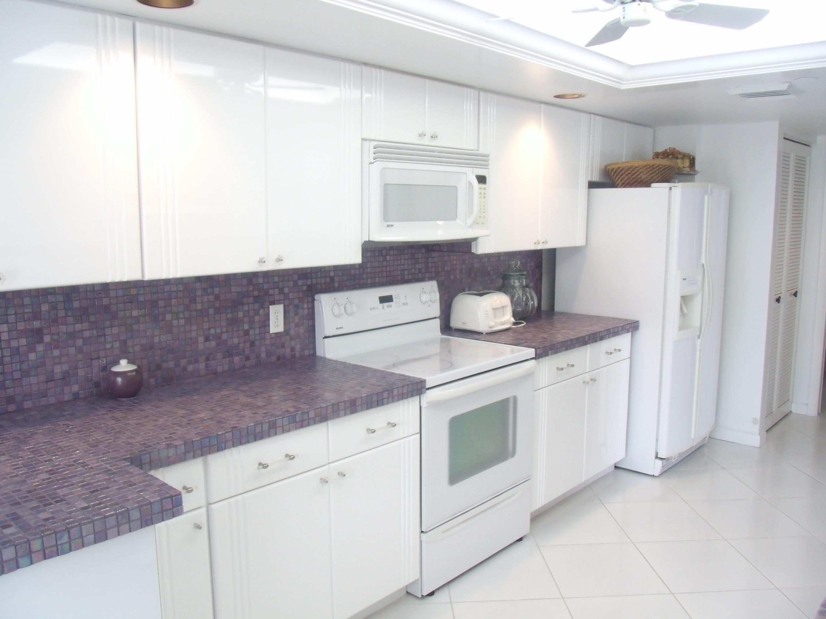 4201 North Ocean Boulevard, Unit C1001 Boca Raton, FL 33431 - Photo 20 of 48 Kitchen