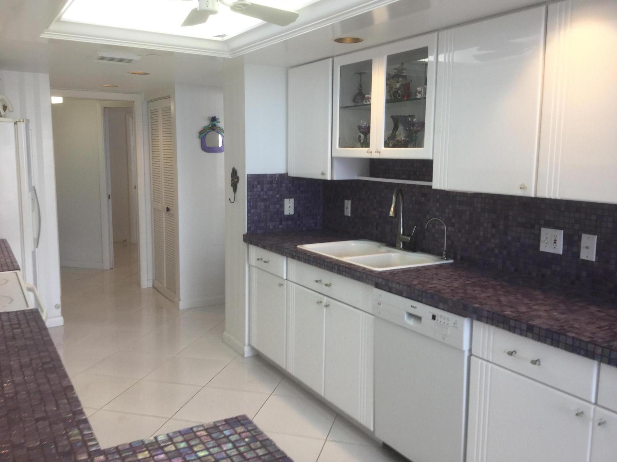 4201 North Ocean Boulevard, Unit C1001 Boca Raton, FL 33431 - Photo 21 of 48 Kitchen
