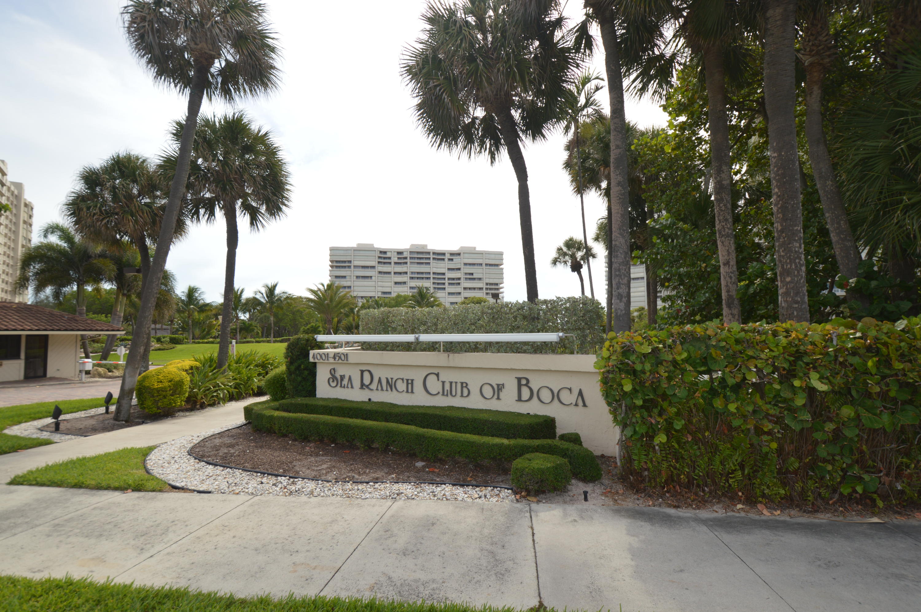 4201 North Ocean Boulevard, Unit C1001 Boca Raton, FL 33431 - Photo 35 of 48 Sea Ranch Club Private Grounds