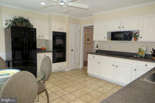 9444 Reach Road Potomac, MD 20854 - Photo 15 of 41 Pantry