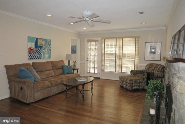 9444 Reach Road Potomac, MD 20854 - Photo 17 of 41 1st Floor Family Room
