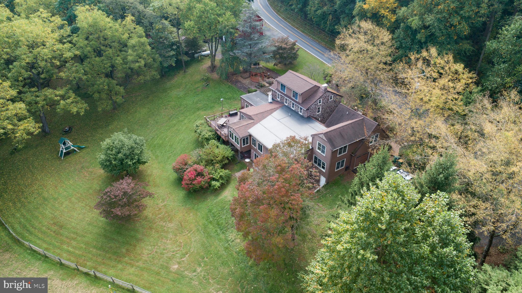2165 Church Road Hummelstown, PA 17036 - Photo 3 of 59 Gallery Image 3