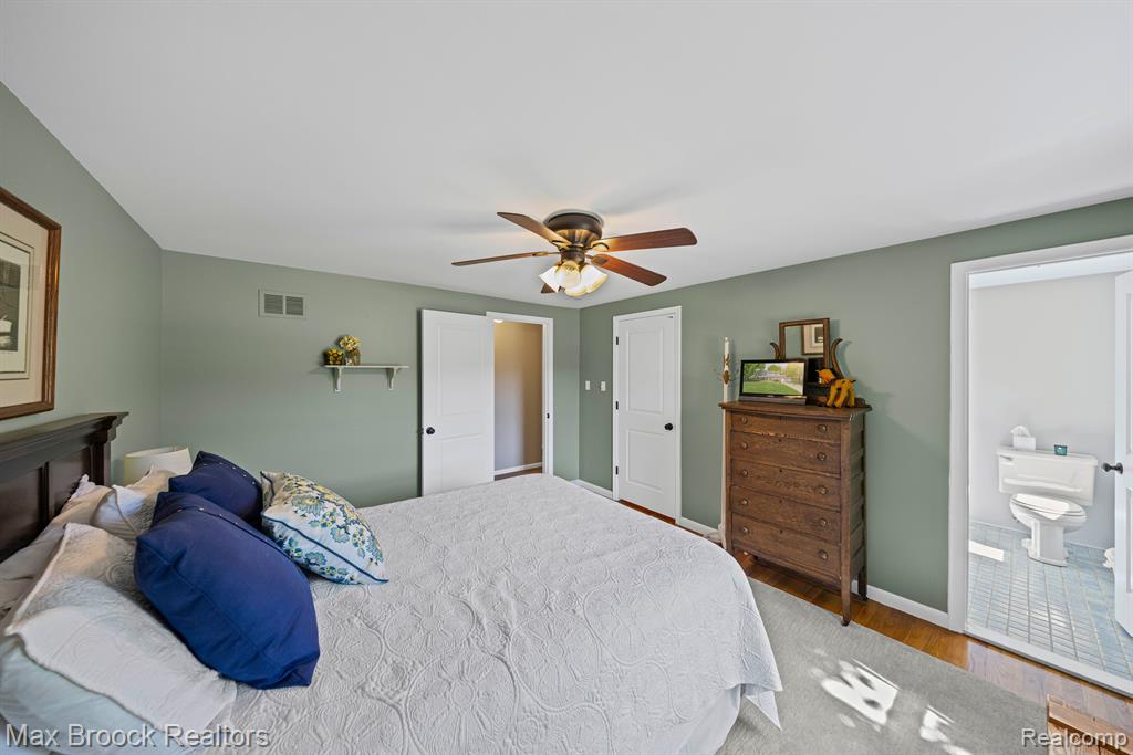 29884 Fox Grove Road Farmington Hills, MI 48334 - Photo 29 of 64
