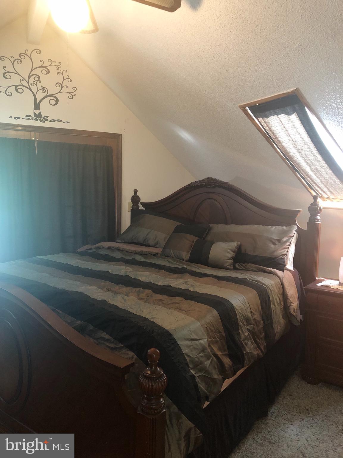 1260 County Rte 1/1 Berkeley Springs, WV 25411 - Photo 22 of 29 Master Bedroom