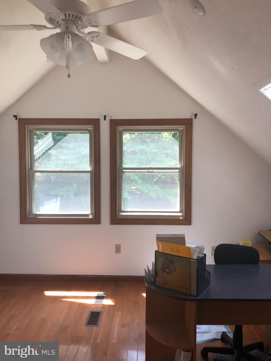 1260 County Rte 1/1 Berkeley Springs, WV 25411 - Photo 24 of 29 Bedroom 3 upper level
