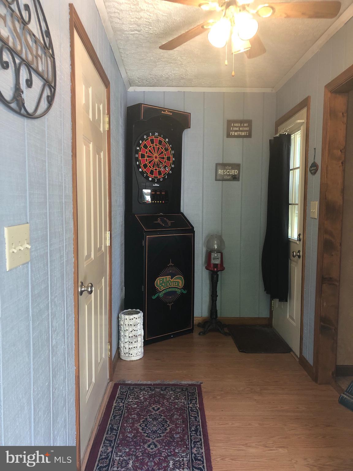 1260 County Rte 1/1 Berkeley Springs, WV 25411 - Photo 7 of 29 Entry Foyer