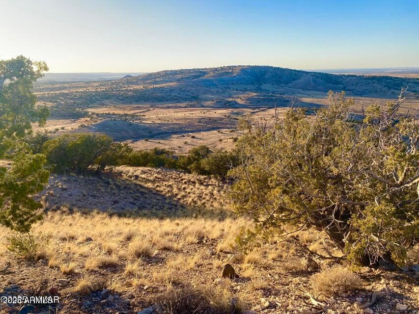 5062 2.39 Acres Concho Az 85924 Concho, AZ 85924 - Photo 21 of 23 a view of lake and mountain