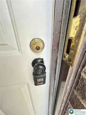 $2,395 | 1708 Redwood Court, Allentown, PA 18104