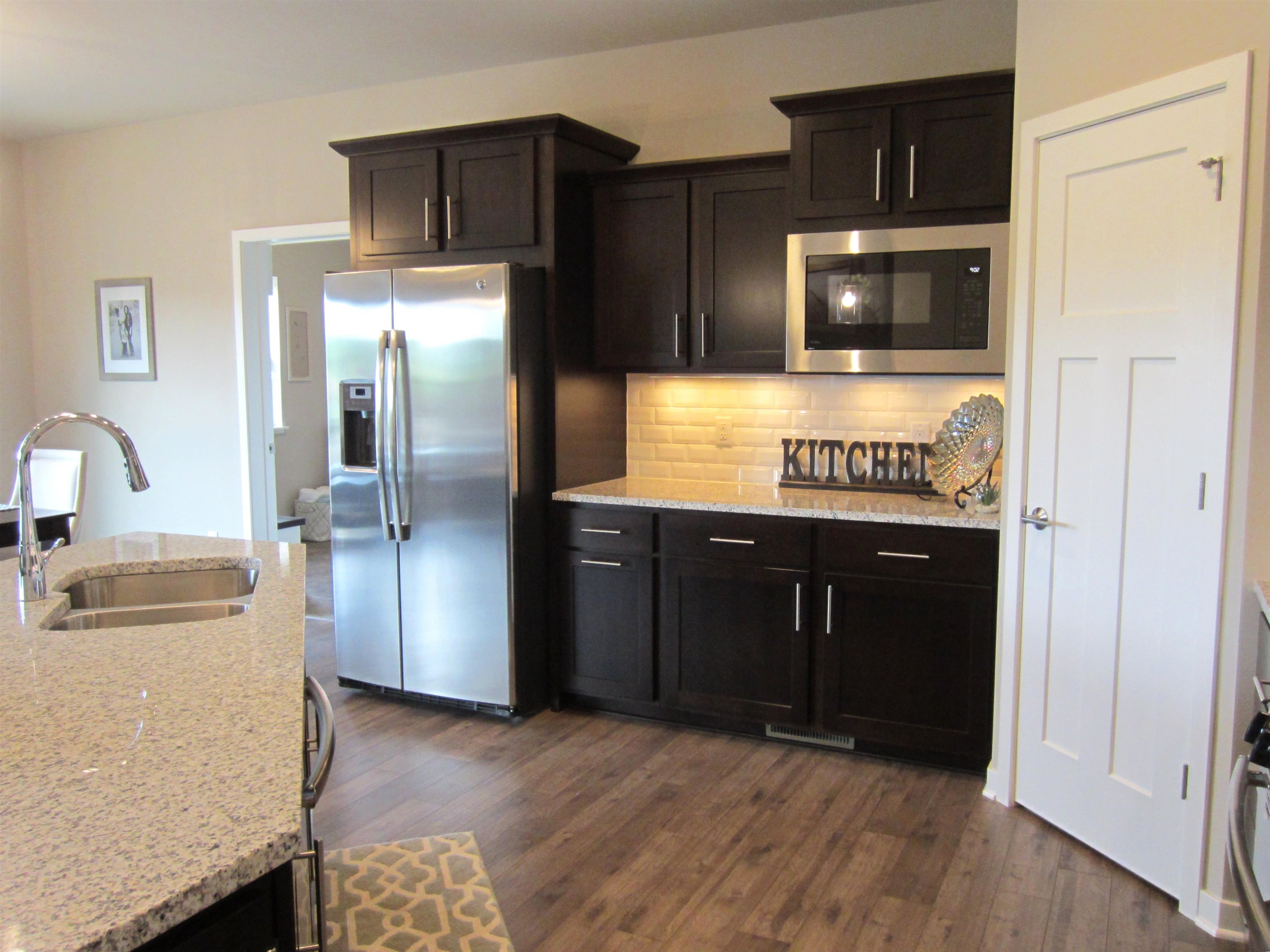 6639 Wagtail Way Middleton, WI 53562 - Photo 14 of 45