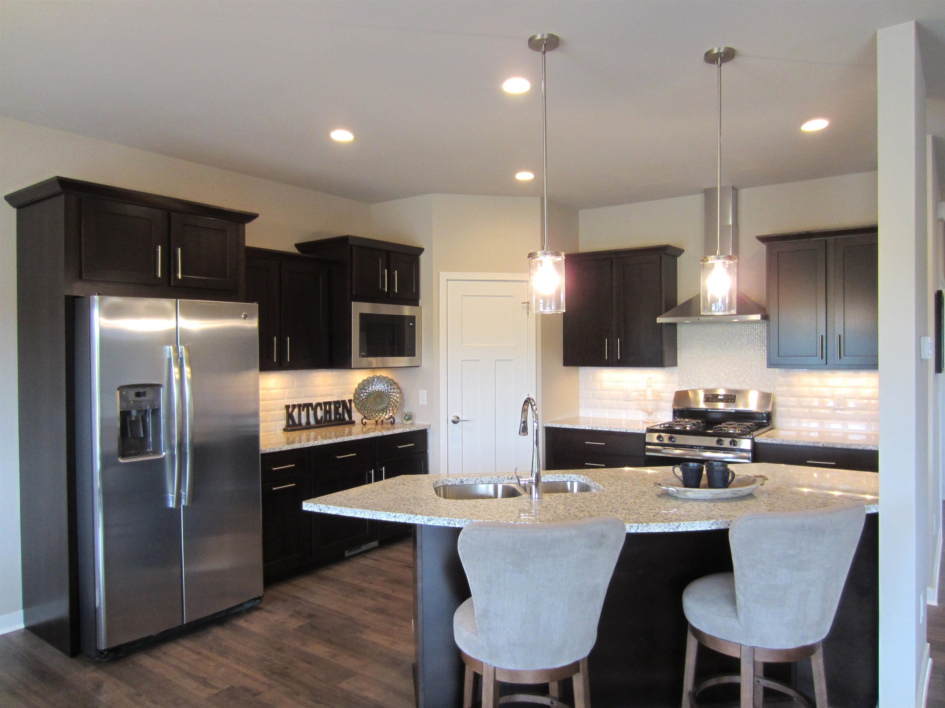 6639 Wagtail Way Middleton, WI 53562 - Photo 10 of 45