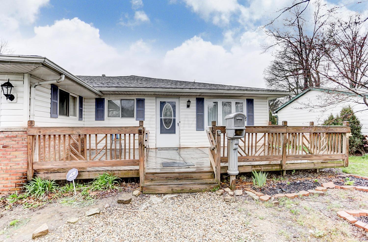 2597 Hubbell Road Columbus, OH 43232 - Photo 3 of 34 Gallery Image 3
