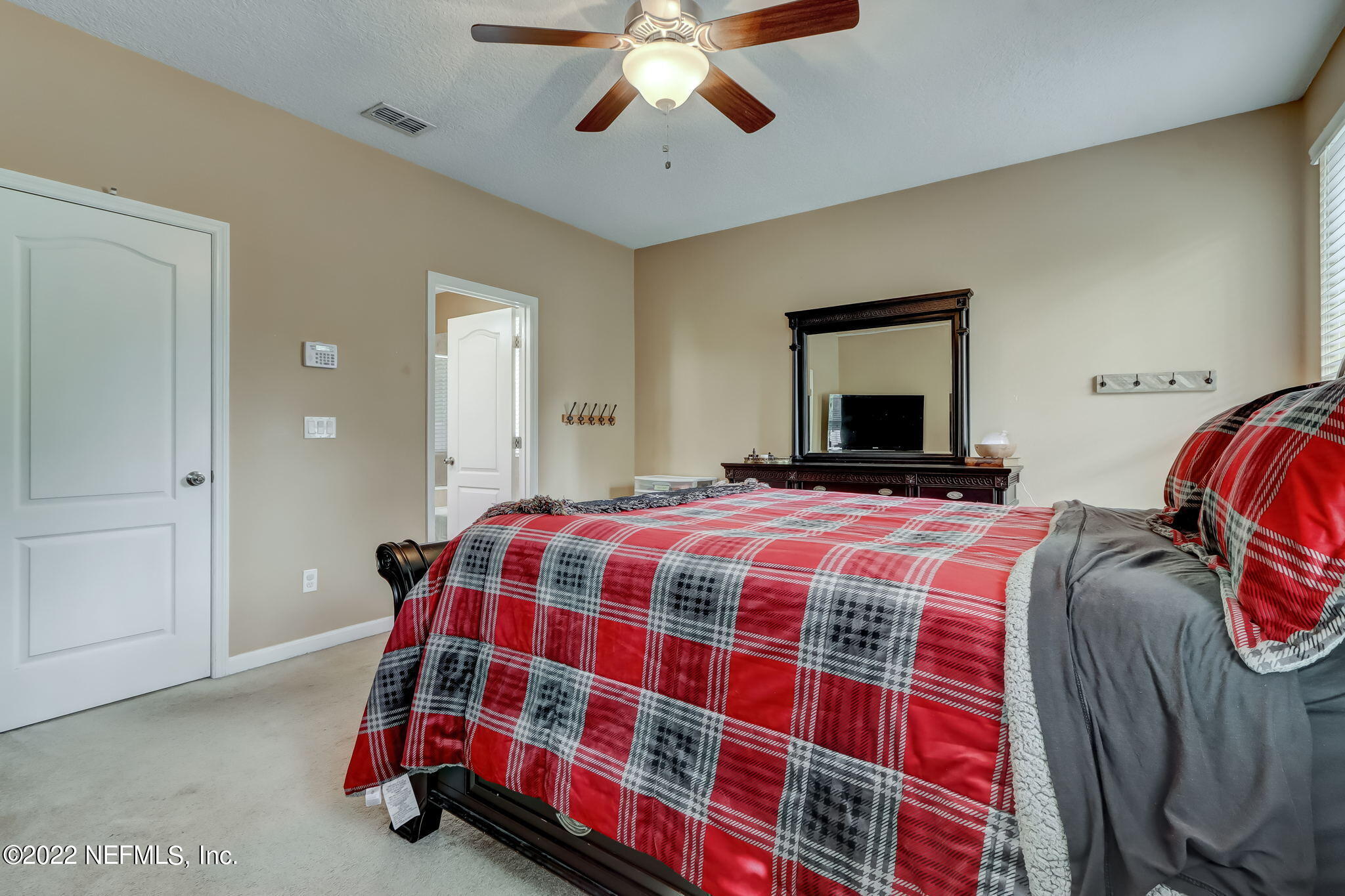 3874 Chasing Falls Road Orange Park, FL 32065 - Photo 23 of 37 23-web-or-mls-29_Chasing Falls Rd