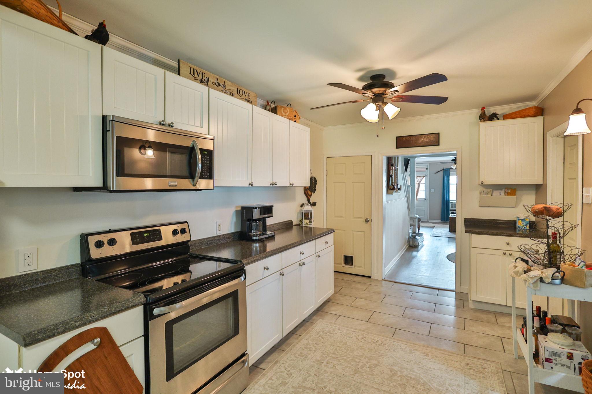247 Adrain Street Emmaus, PA 18049 - Photo 10 of 28