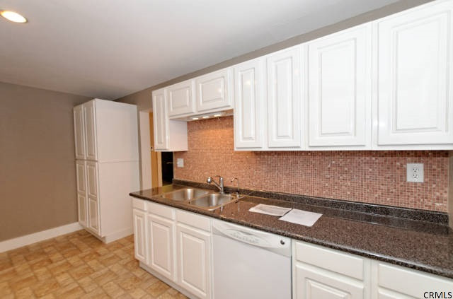 324 Riverview Road Rexford, NY 12148 - Photo 4 of 24 Photo 4