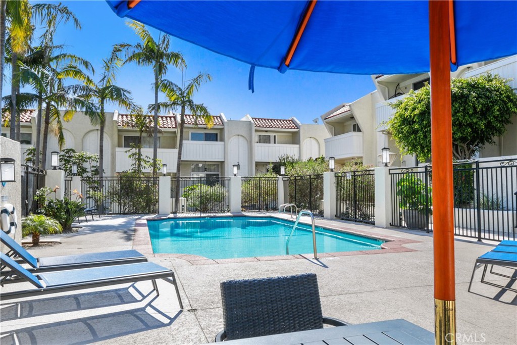 215 Valley Drive Hermosa Beach, CA 90254 - Photo 17 of 27