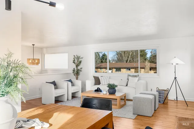 $525,000 | 7217 W Court, Boise, ID 83704