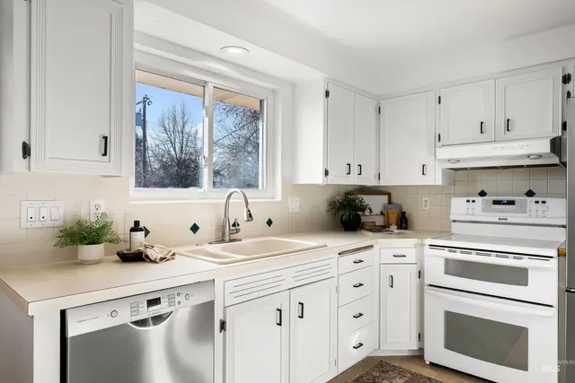 $525,000 | 7217 W Court, Boise, ID 83704