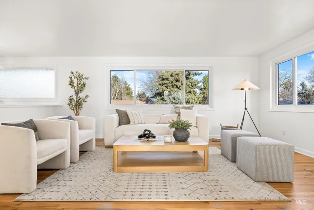 $525,000 | 7217 W Court, Boise, ID 83704