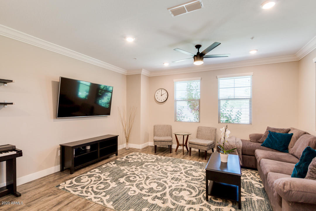 3855 South McQueen Road, Unit 14 Chandler, AZ 85286 - Photo 5 of 30 07-McQueen