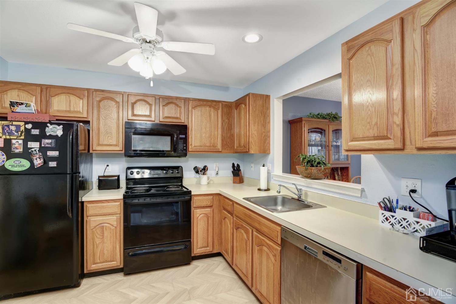 850B Ardmore Road Monroe Township, NJ 08831 - Photo 12 of 33 Gallery Image 12